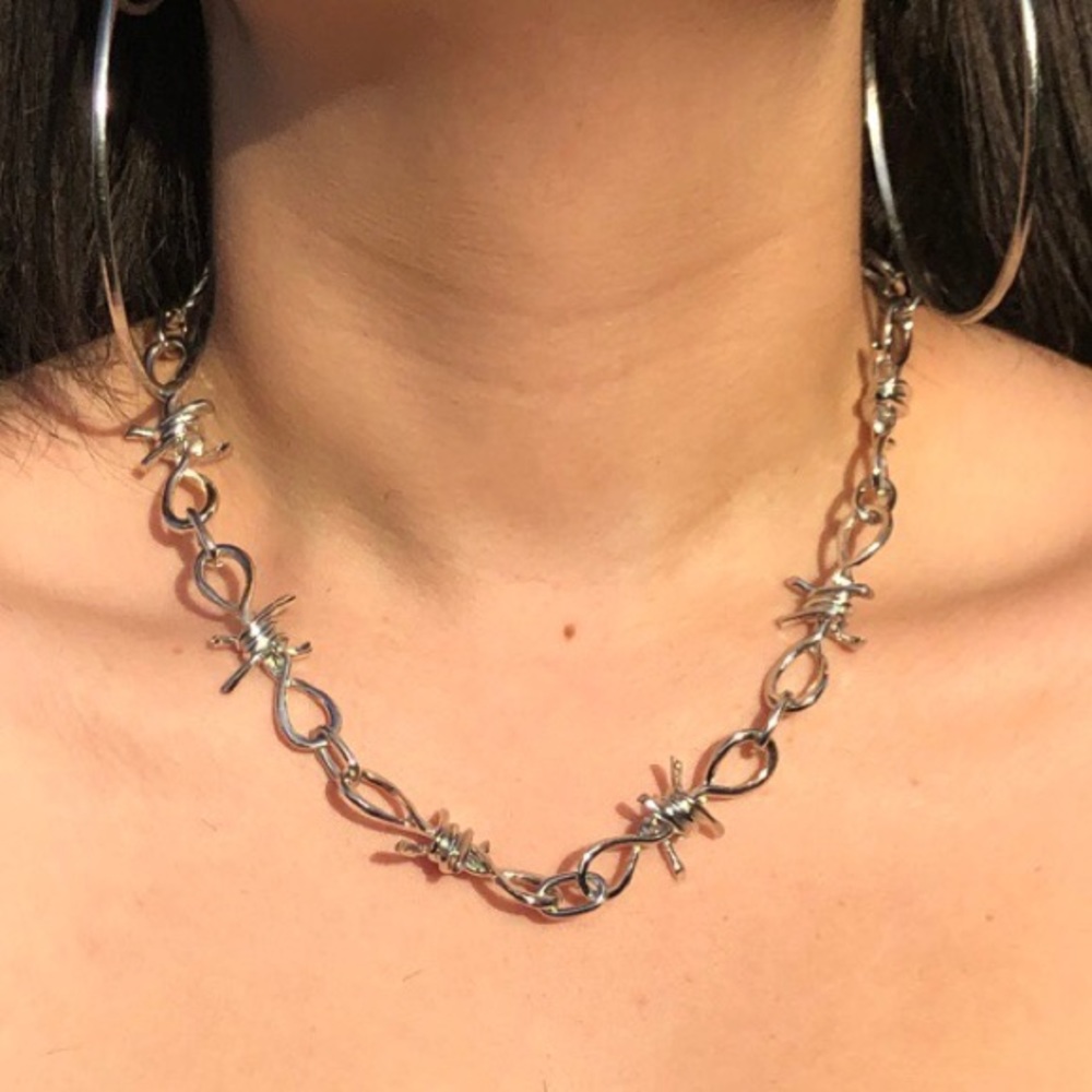 Barbed wire unisex necklace - Picture 2 of 5